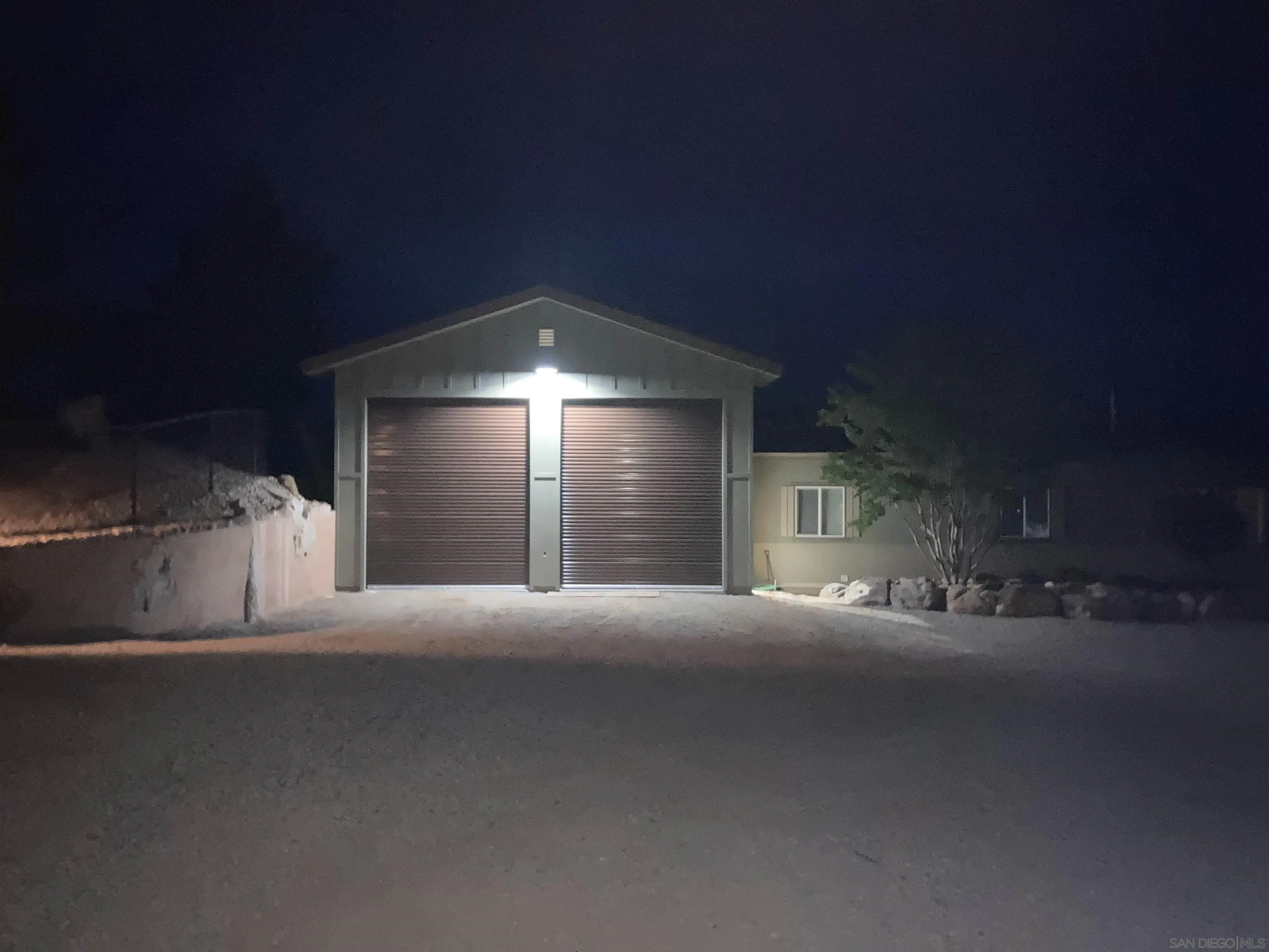 https://cdn.realtyfeed.com/cdn/127/260011481/48a19684498e8caf0714bc39be283af9.webp