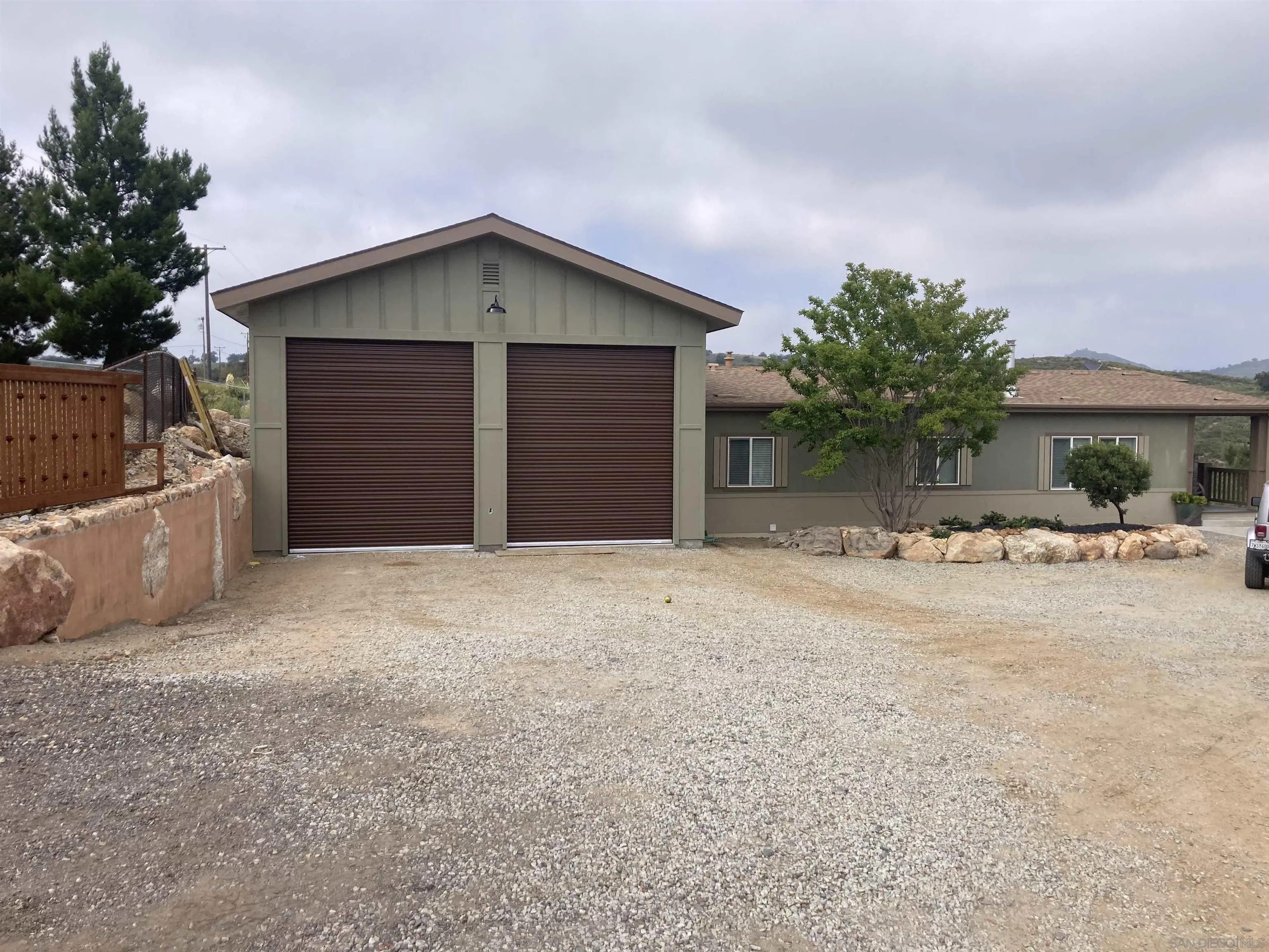 https://cdn.realtyfeed.com/cdn/127/260011481/6a7906ceeb9473e5481ce72cdf859497.webp