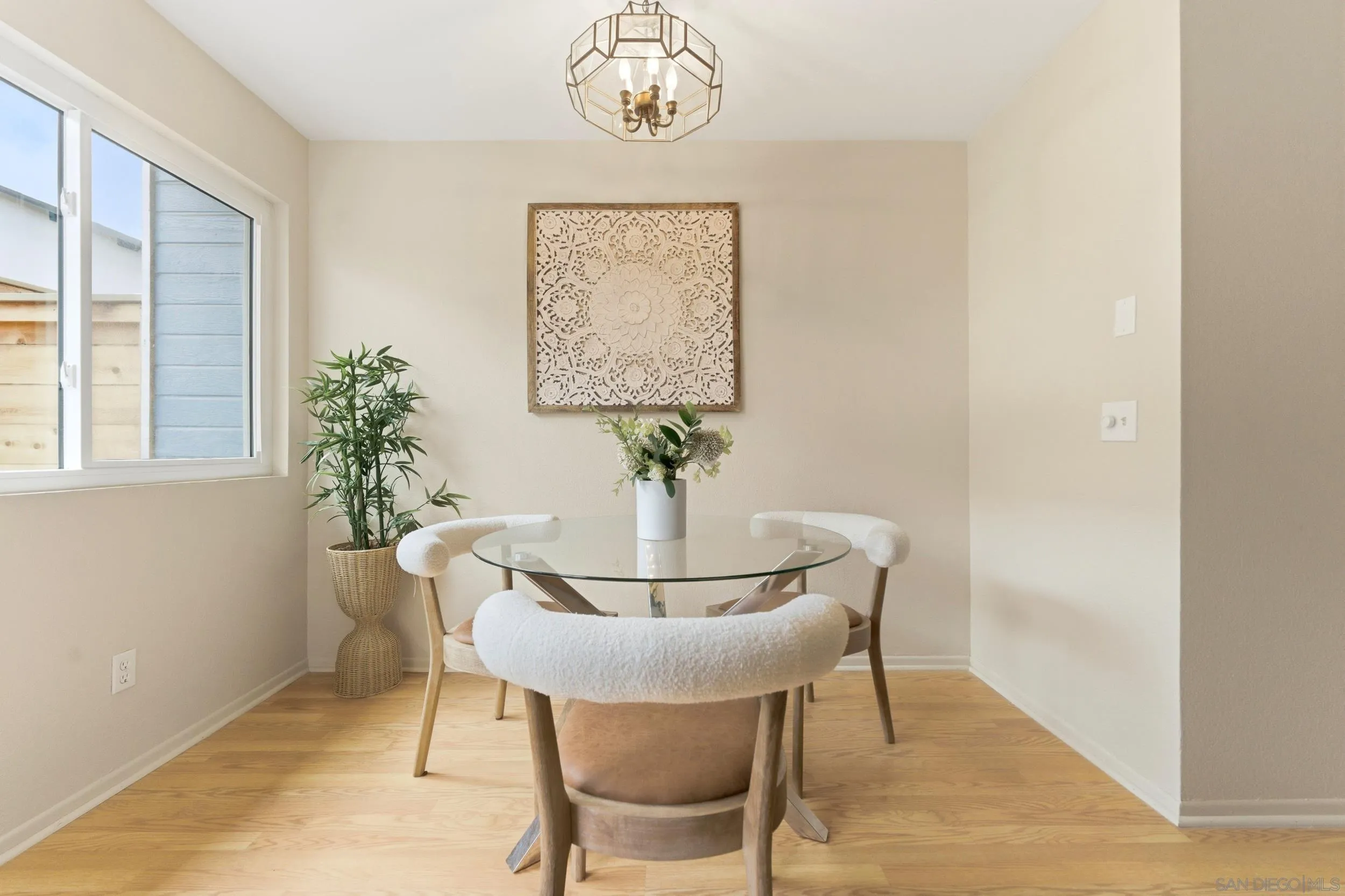 Photo #9: 260011483 Listing: Photo #9