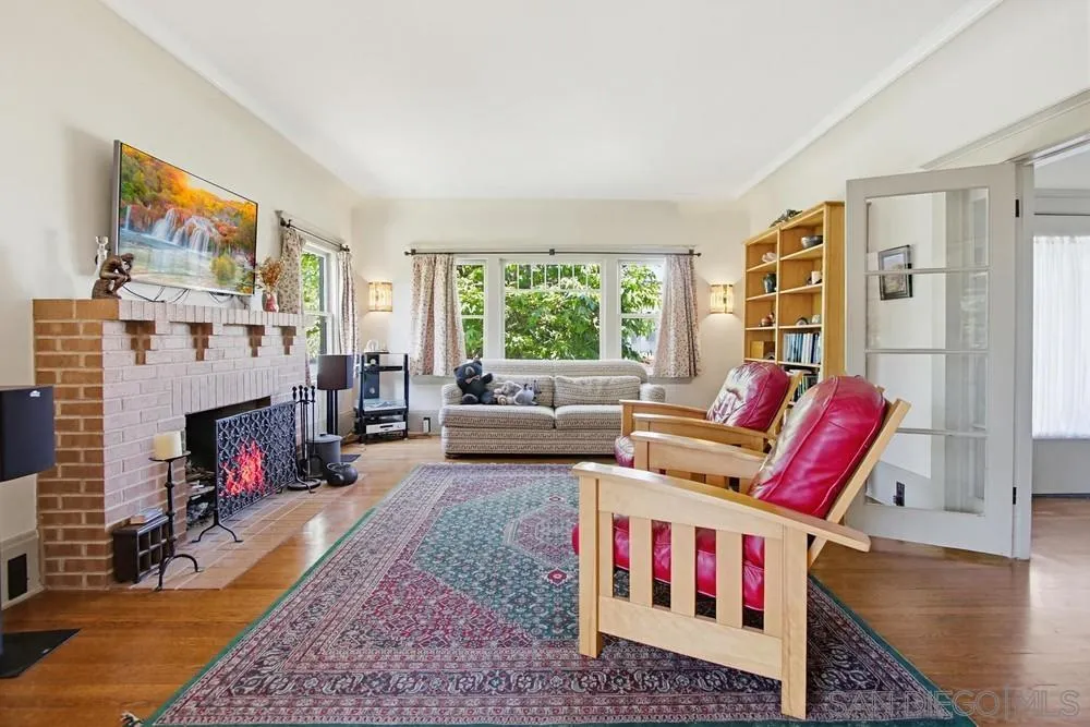 https://cdn.realtyfeed.com/cdn/127/260011488/14f80cbe3b9b7c1f6123d2c20198e053.webp