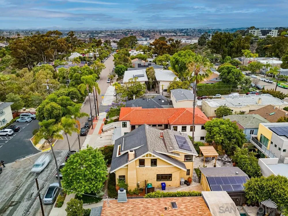 https://cdn.realtyfeed.com/cdn/127/260011488/1b830073a0a77b27aa56292d572ba5fd.webp