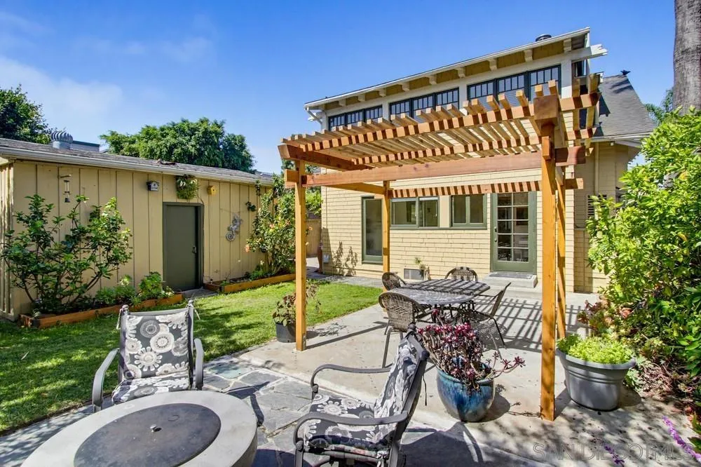 https://cdn.realtyfeed.com/cdn/127/260011488/8bfcd7061eabface0854e1cc4215e8ab.webp