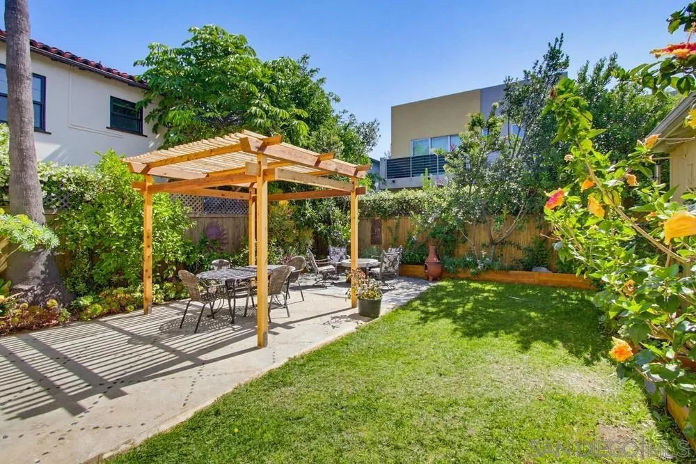 https://cdn.realtyfeed.com/cdn/127/260011488/cae3e5fd17f2c1d809a15c7804961e37.webp