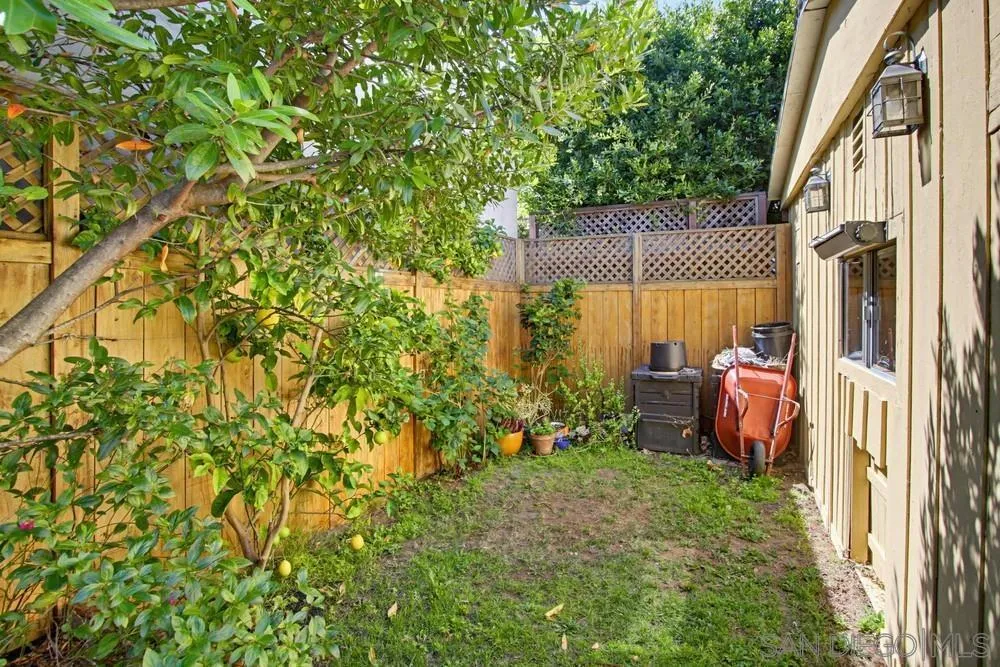 https://cdn.realtyfeed.com/cdn/127/260011488/e5903b164e8de8a3459589a7e21ee285.webp