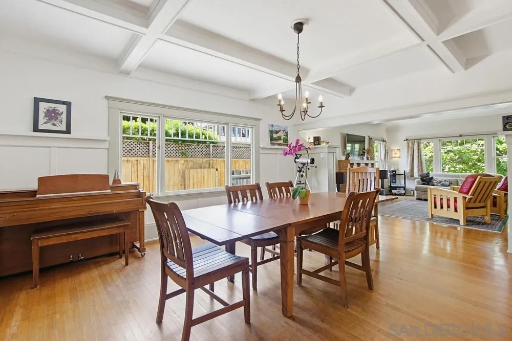 https://cdn.realtyfeed.com/cdn/127/260011488/fd3537ca5515f79c0adc96b3a93ade4e.webp