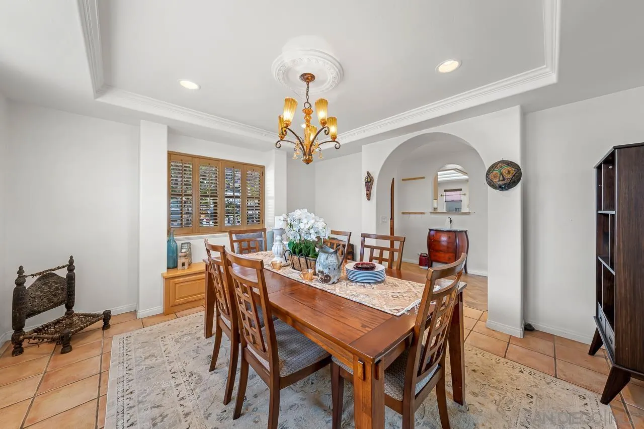 https://cdn.realtyfeed.com/cdn/127/260011489/3ce99b04fef14e04db6de8d2c5799495.webp