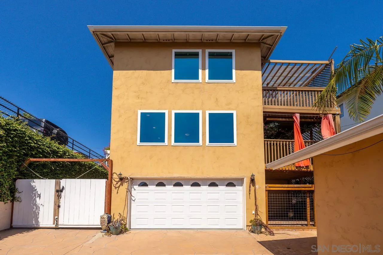 https://cdn.realtyfeed.com/cdn/127/260011489/ab0e0fa84e507bd26ef23042af90a8cd.webp