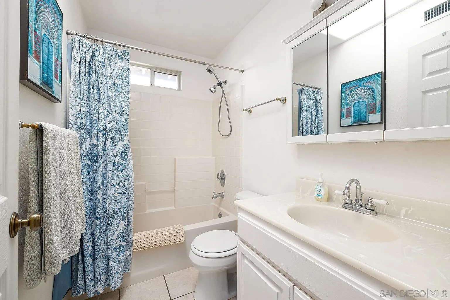 https://cdn.realtyfeed.com/cdn/127/260011489/ac3b74fb5dc4defc40b069ff7412ceb6.webp