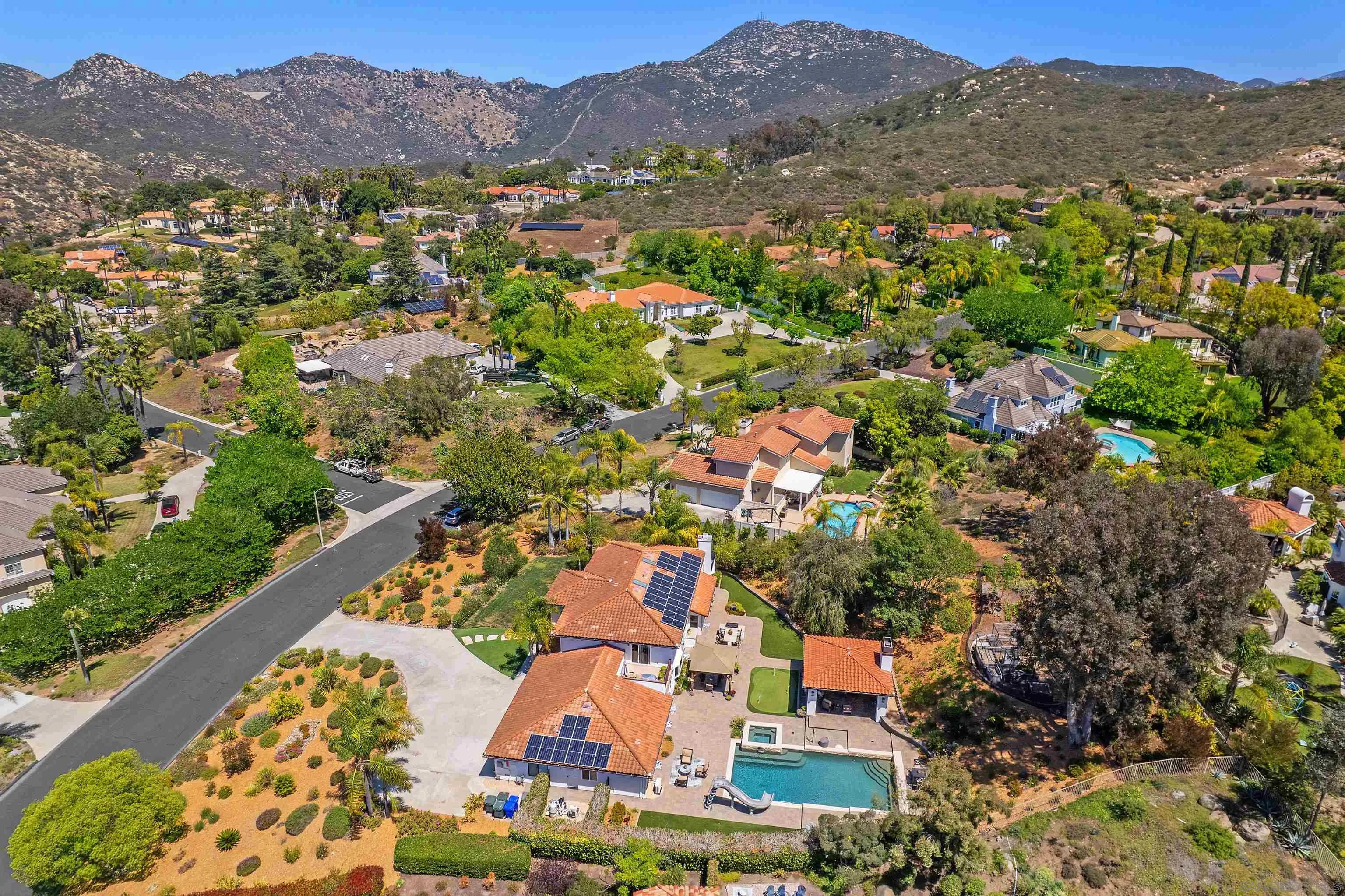 https://cdn.realtyfeed.com/cdn/127/260011491/00e309863b9d22fb67ab7f66ed9f4ced.webp