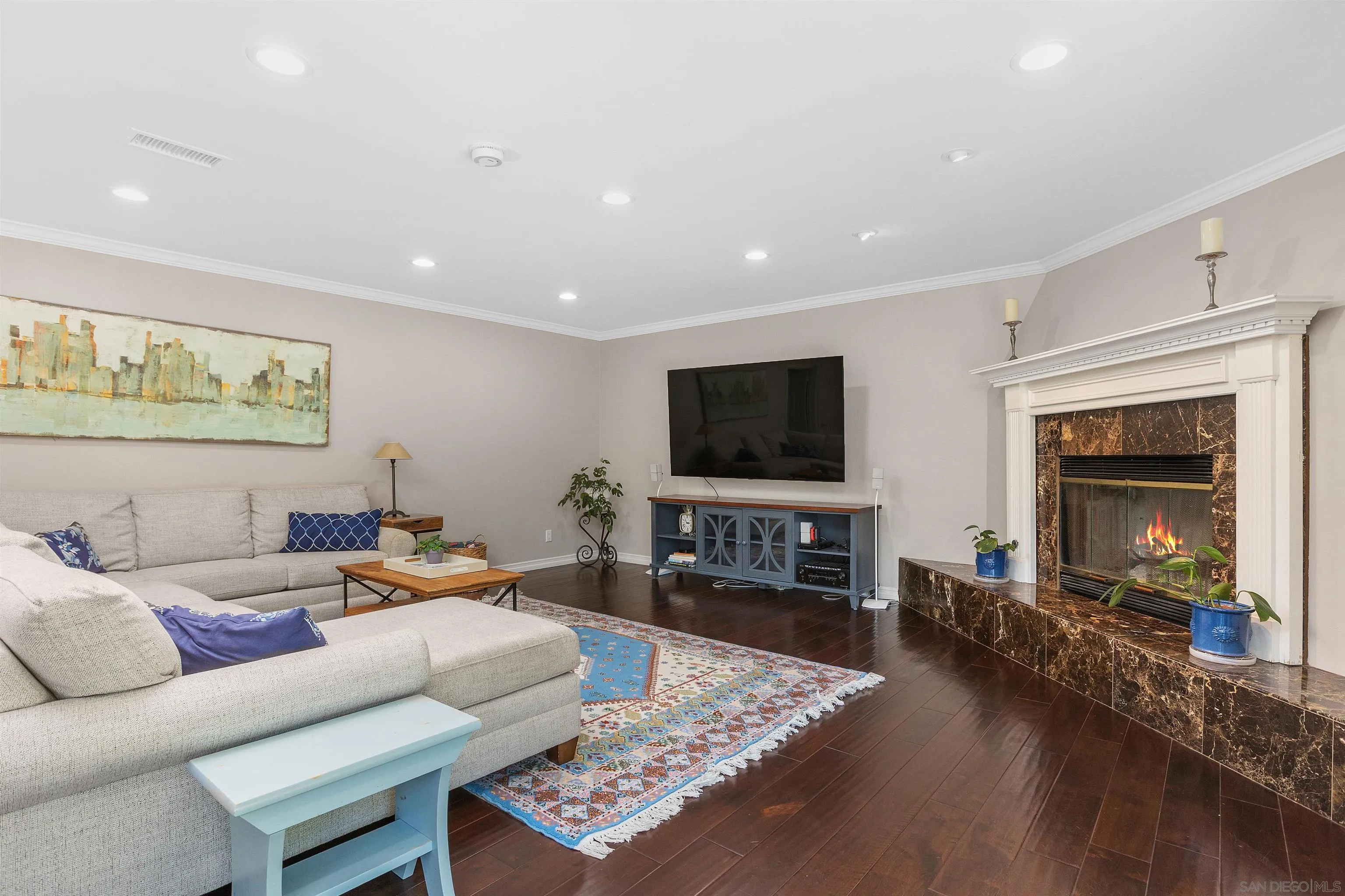 https://cdn.realtyfeed.com/cdn/127/260011491/584e3015dbbb172315e1f9e77b9ea12a.webp