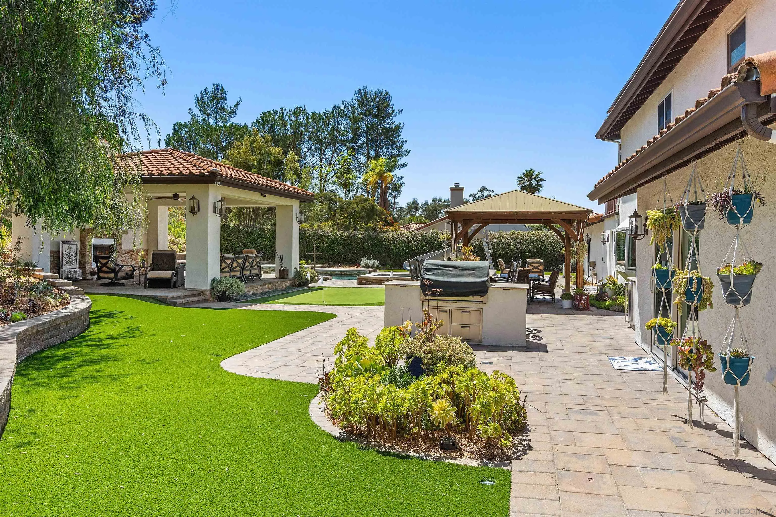 https://cdn.realtyfeed.com/cdn/127/260011491/96523cfbf2e08410eb37d0c6346ccbde.webp