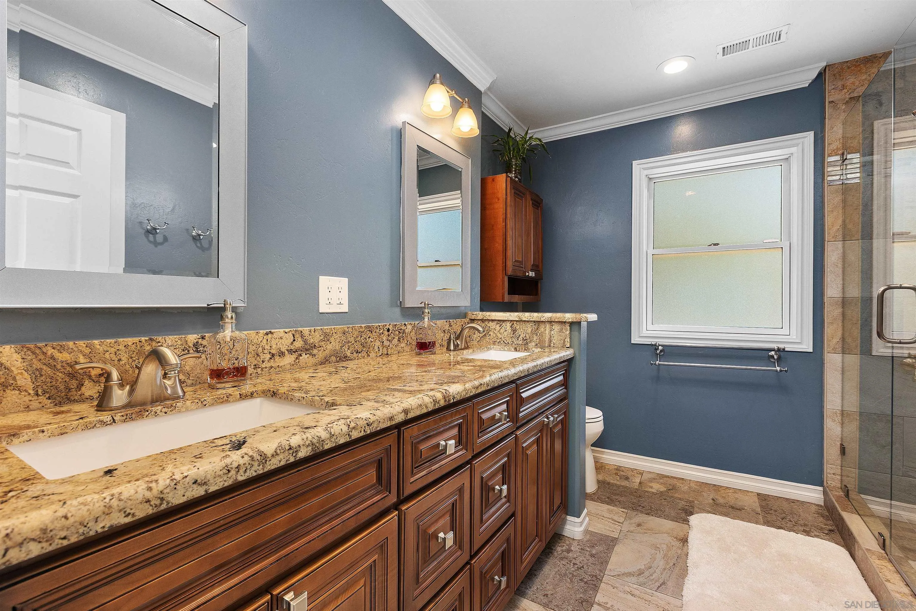 https://cdn.realtyfeed.com/cdn/127/260011491/bb0f2b796c6e23d5930adb42a4c9560e.webp