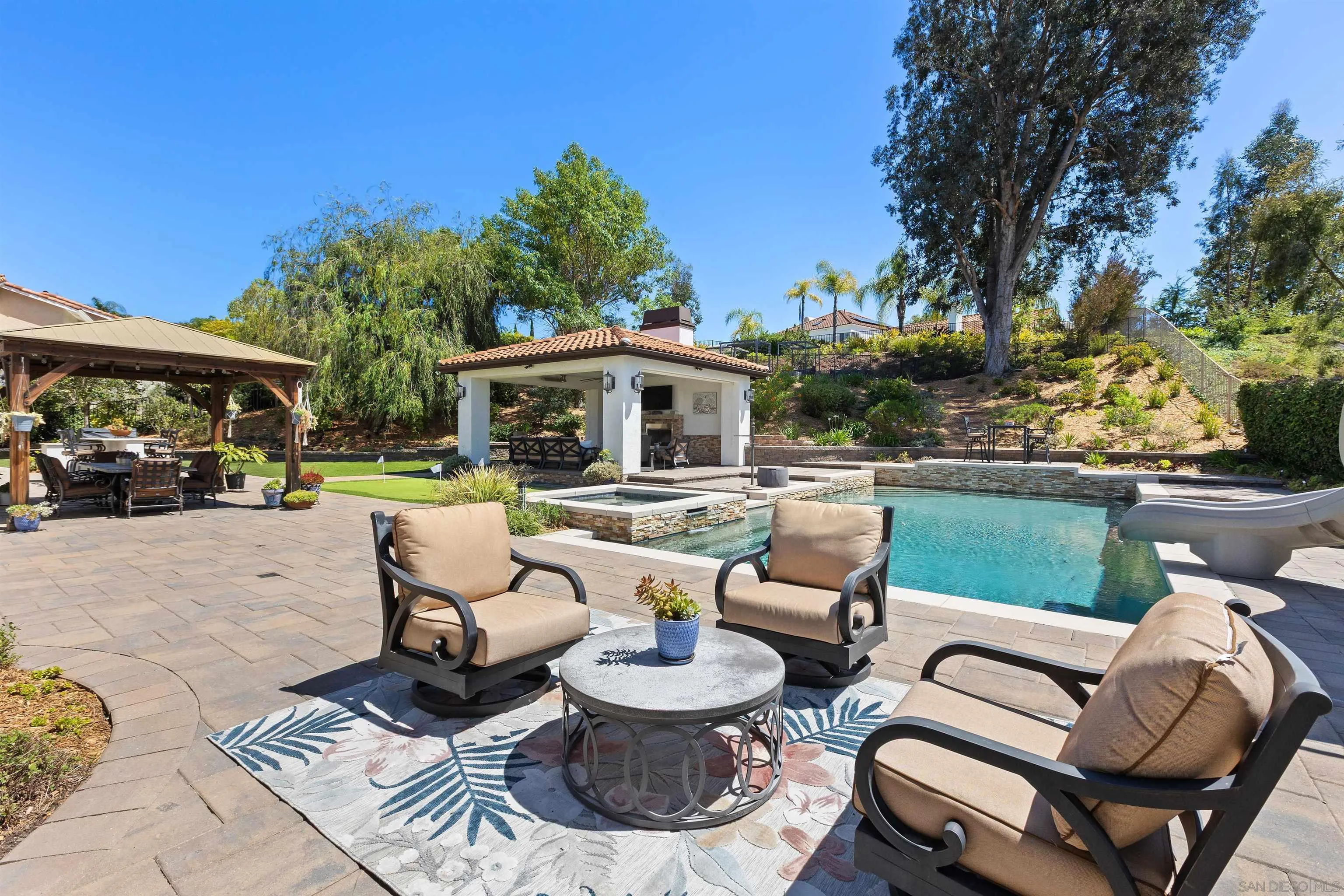 https://cdn.realtyfeed.com/cdn/127/260011491/bc5880b83cc8dbba9ffa0057faabc50f.webp