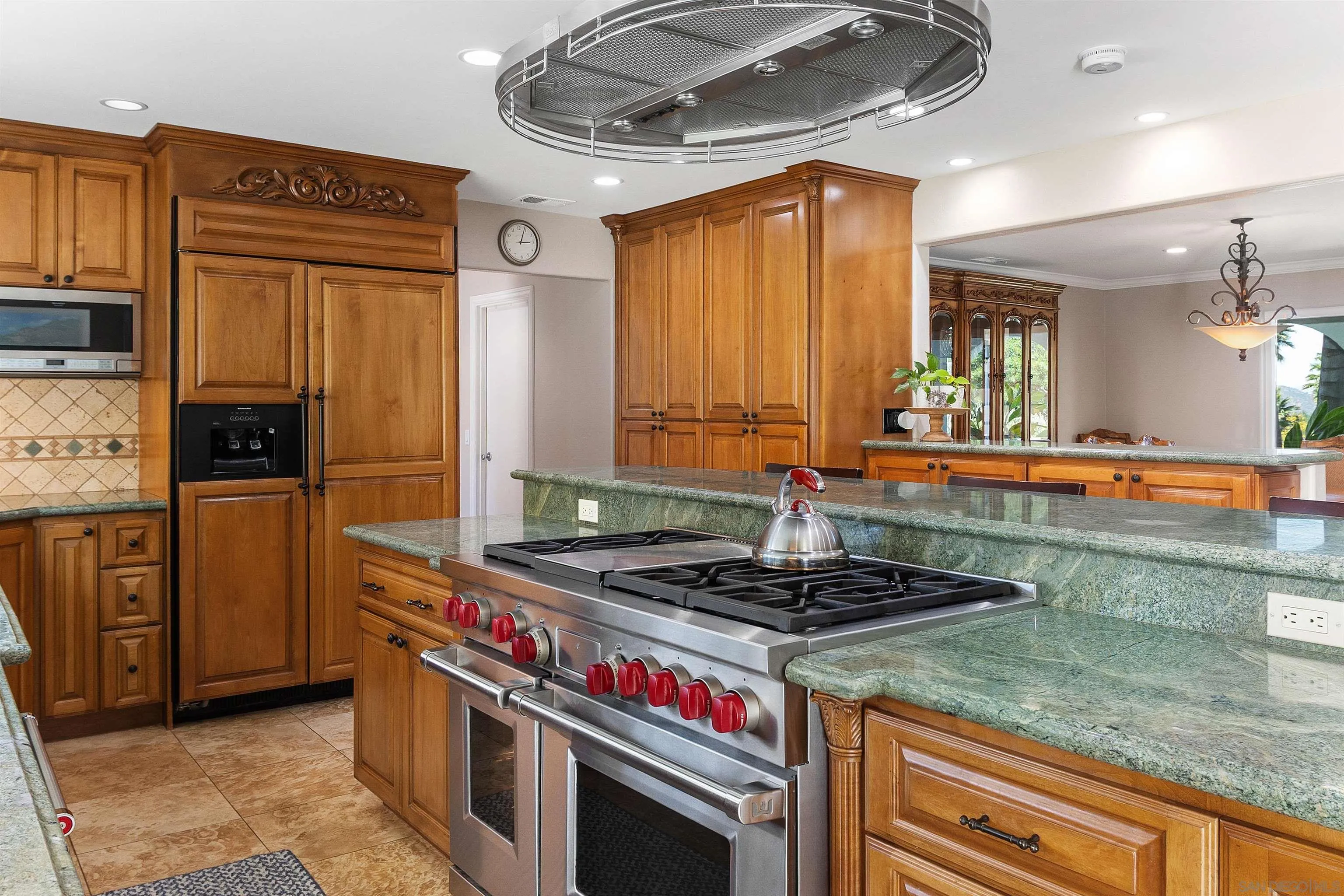 https://cdn.realtyfeed.com/cdn/127/260011491/c62518bde029c6db947ff465afc4b959.webp
