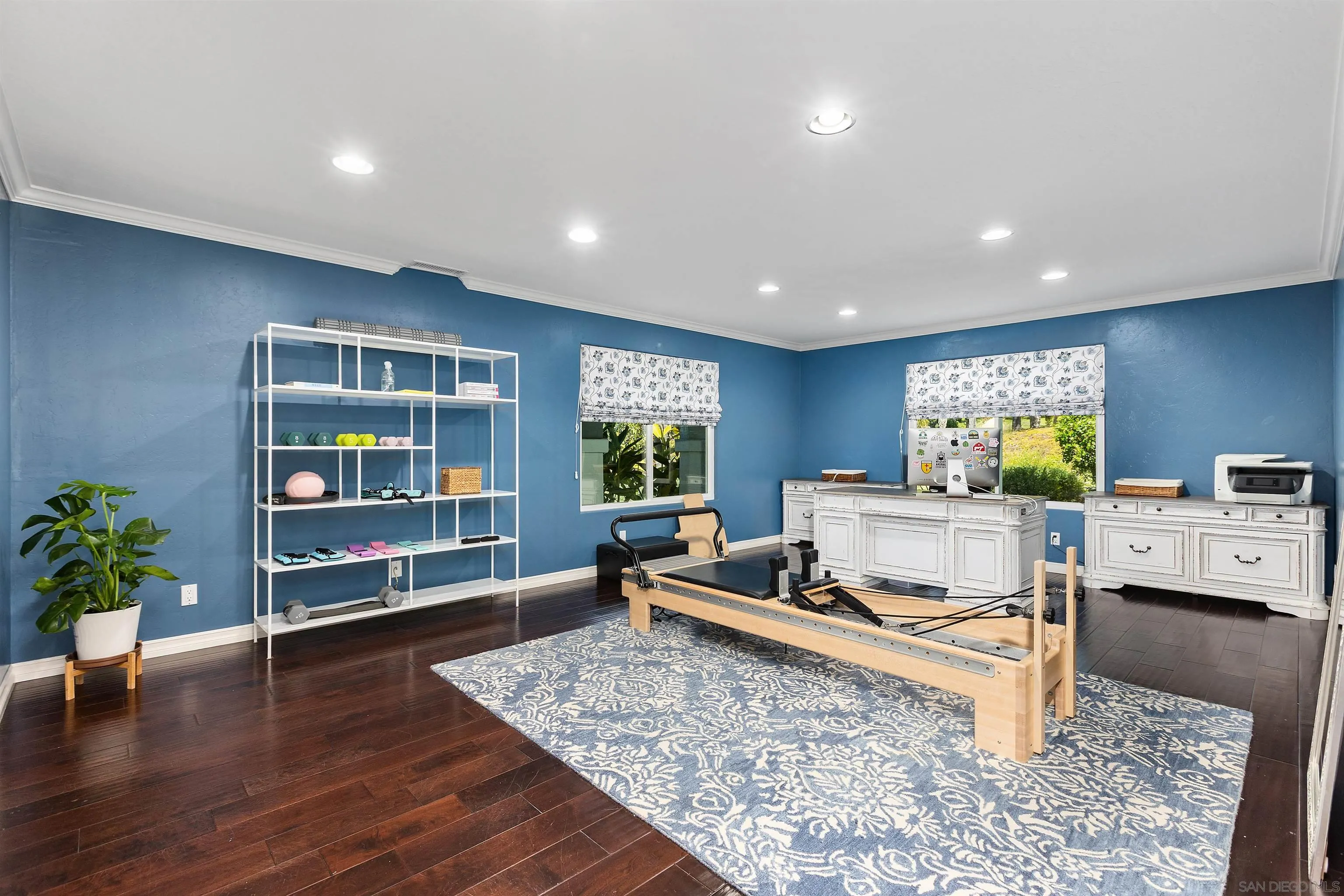 https://cdn.realtyfeed.com/cdn/127/260011491/d3aed7f5db36f4cd872f7d137752eb5a.webp