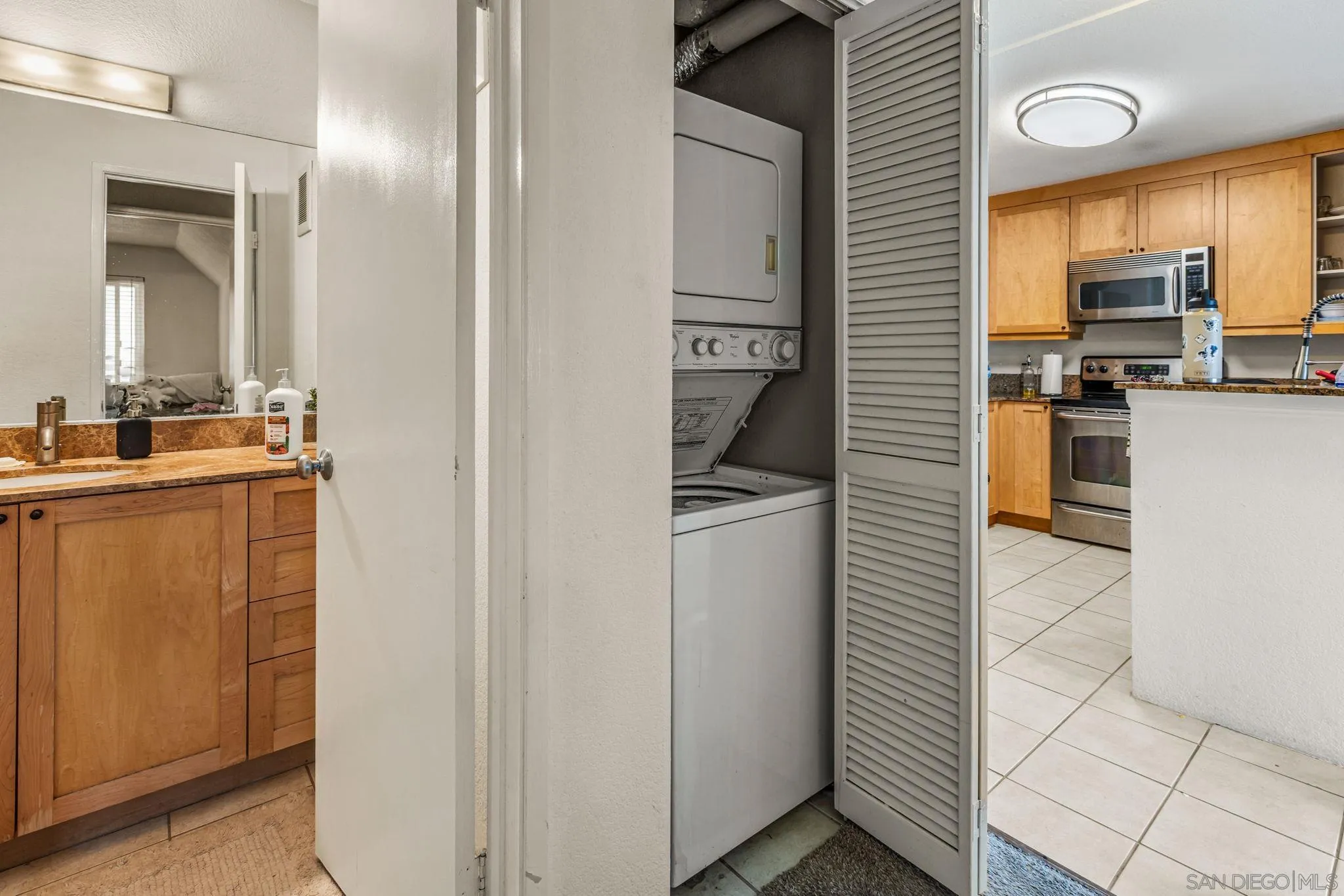 Photo #11: 260011492 Listing: Photo #11