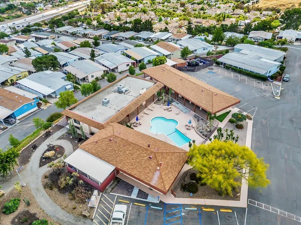 https://cdn.realtyfeed.com/cdn/127/260011494/53acad3eff3ed4cf7d3f857c12fd4ddd.webp