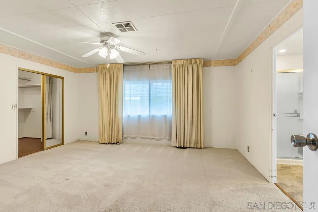 https://cdn.realtyfeed.com/cdn/127/260011494/79a4717f5c795447f64ef0c19c467234.webp