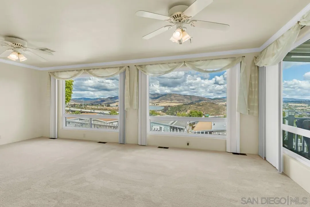 https://cdn.realtyfeed.com/cdn/127/260011494/7afa4ba6ab03bd99d23c24df6ac9a2e1.webp