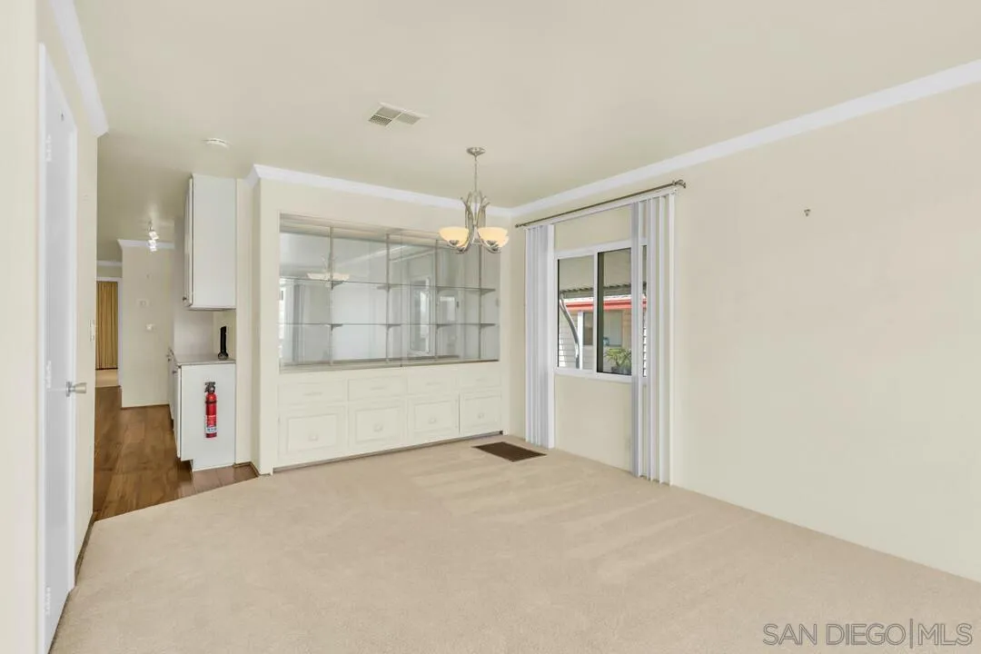 https://cdn.realtyfeed.com/cdn/127/260011494/86e303246f15854f4b8a91273a9eeb5b.webp