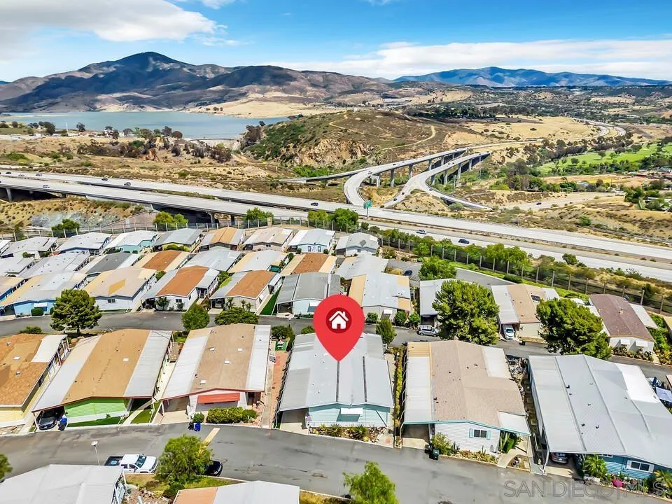 https://cdn.realtyfeed.com/cdn/127/260011494/ab224db0bbe2623426535da647b570a7.webp