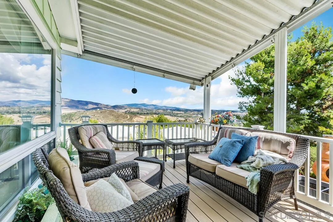 https://cdn.realtyfeed.com/cdn/127/260011494/c3a5f5208f4768710e5824176c7d189d.webp