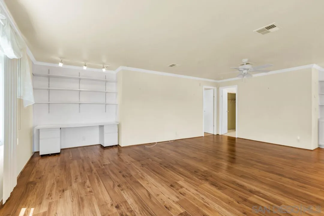https://cdn.realtyfeed.com/cdn/127/260011494/edf4eeb1f081cde1a99cb4b2a3755184.webp