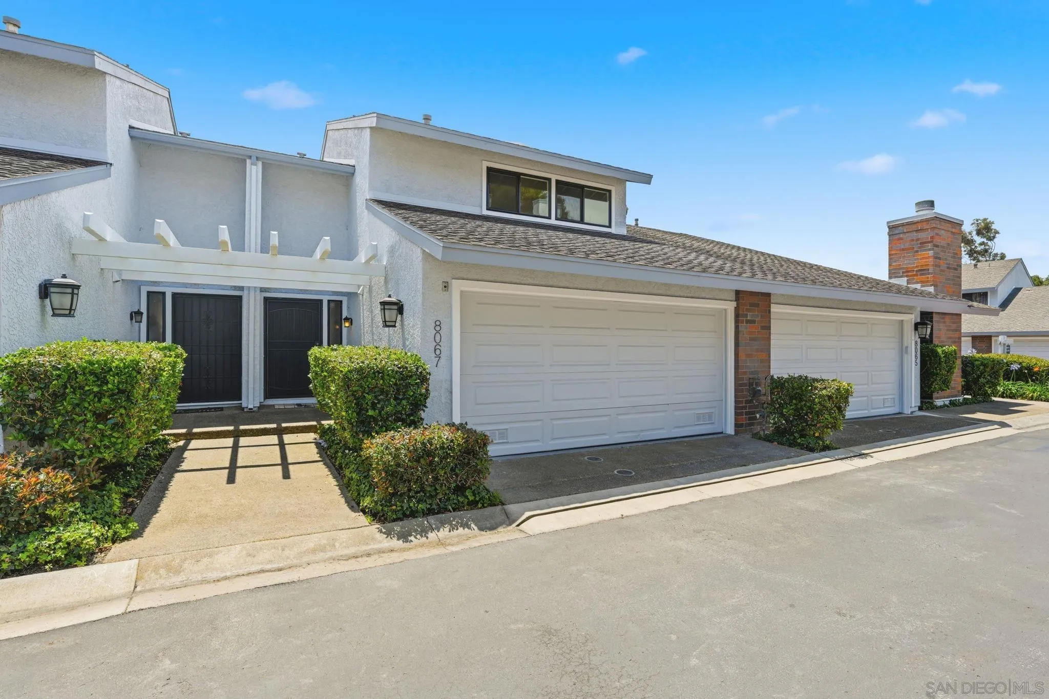 Photo #2: 260011497 Listing: Photo #2