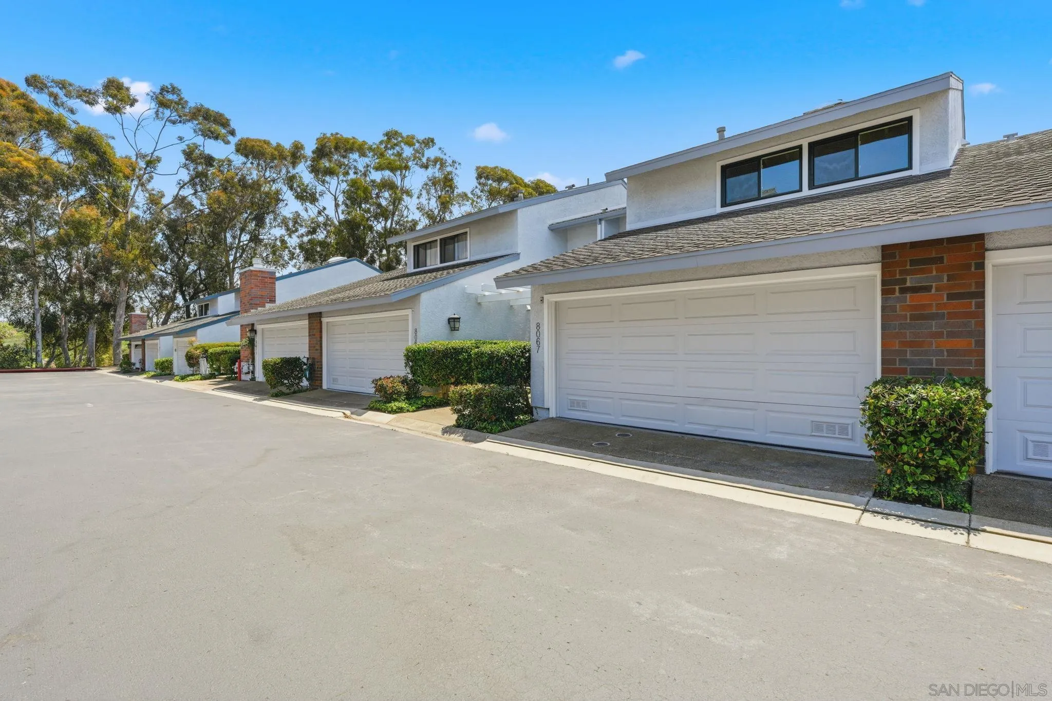 Photo #3: 260011497 Listing: Photo #3
