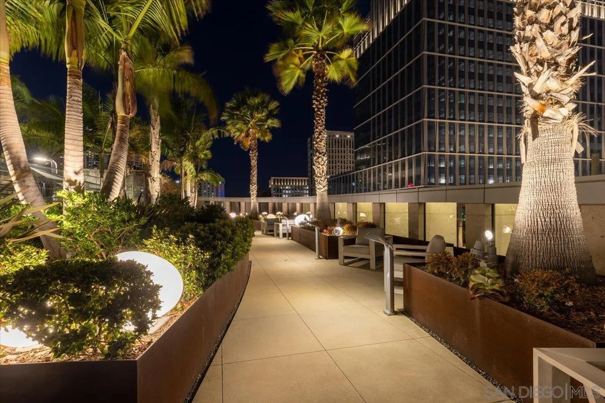 Photo #44: 2600115 Listing: Photo #44