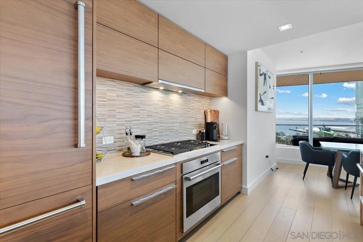 Photo #6: 2600115 Listing: Photo #6