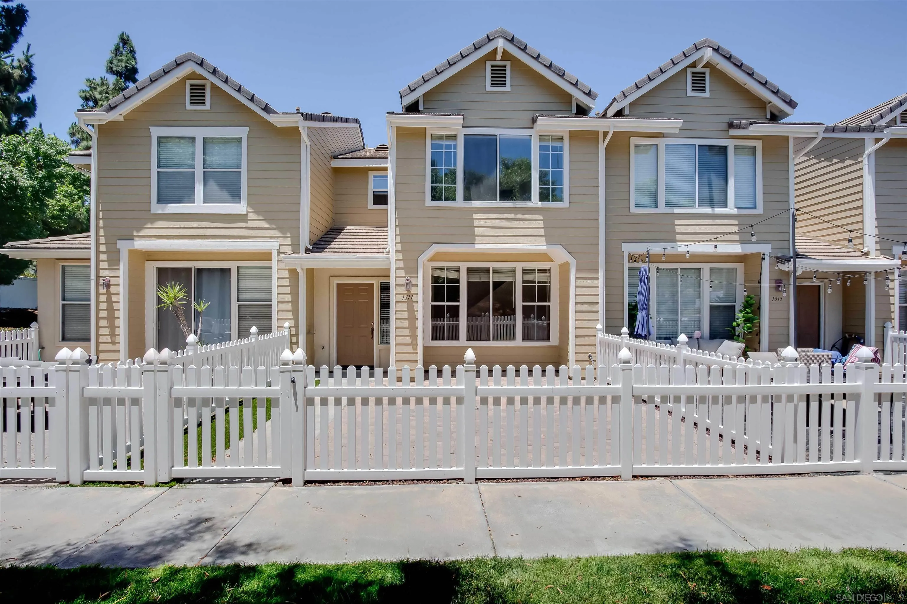 Photo #1: 260011503 Listing: Photo #1