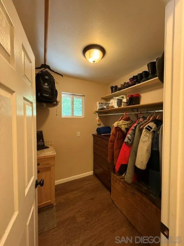 https://cdn.realtyfeed.com/cdn/127/260011508/5c738be5c1941038800cb69e804956b2.webp