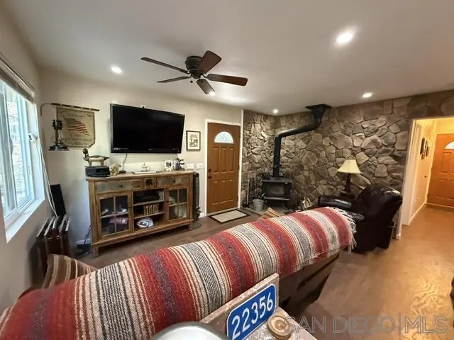 https://cdn.realtyfeed.com/cdn/127/260011508/c8925c2c17a44098c8f42cd315264c66.webp