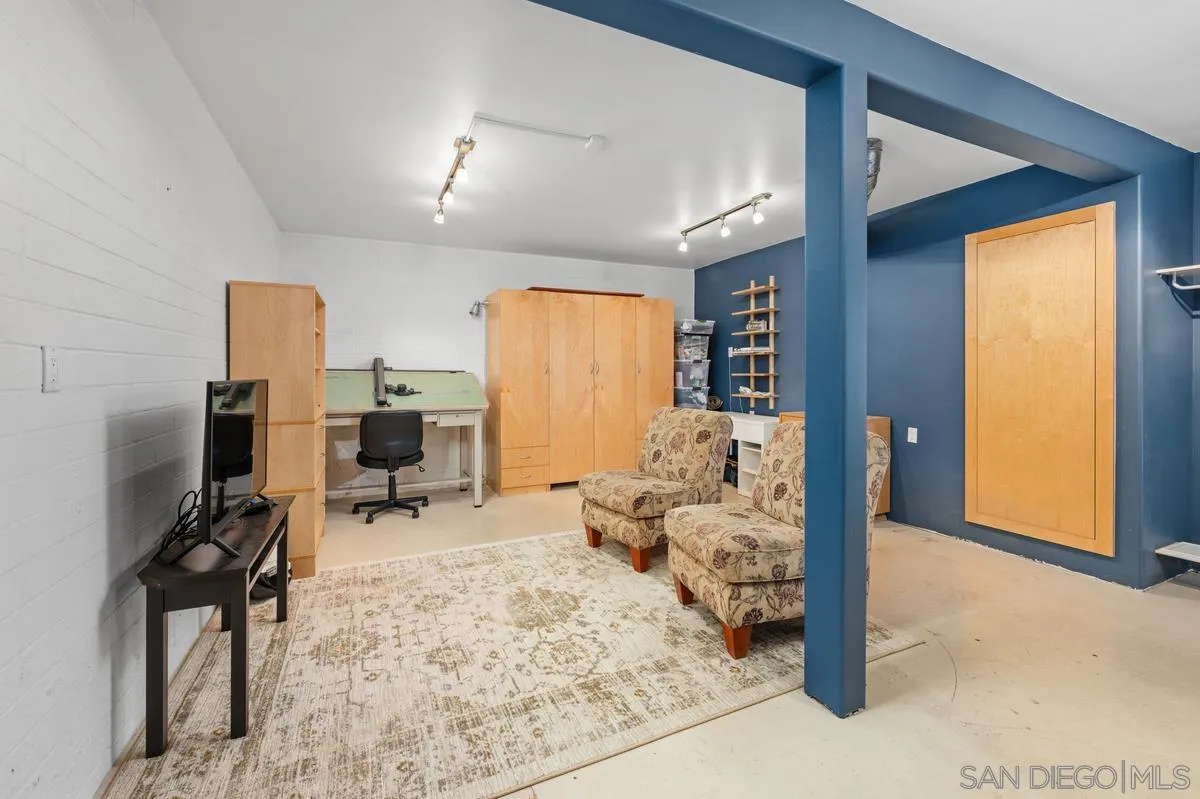https://cdn.realtyfeed.com/cdn/127/260011509/774adaebb174d7038d0da5dd92ad21a5.webp