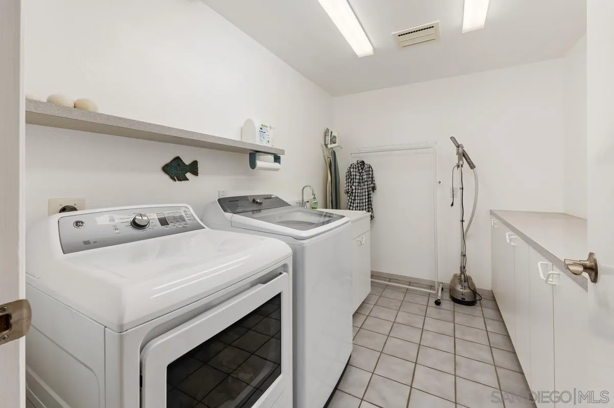 https://cdn.realtyfeed.com/cdn/127/260011509/e17ec42218db3ac49660303ea009aea9.webp