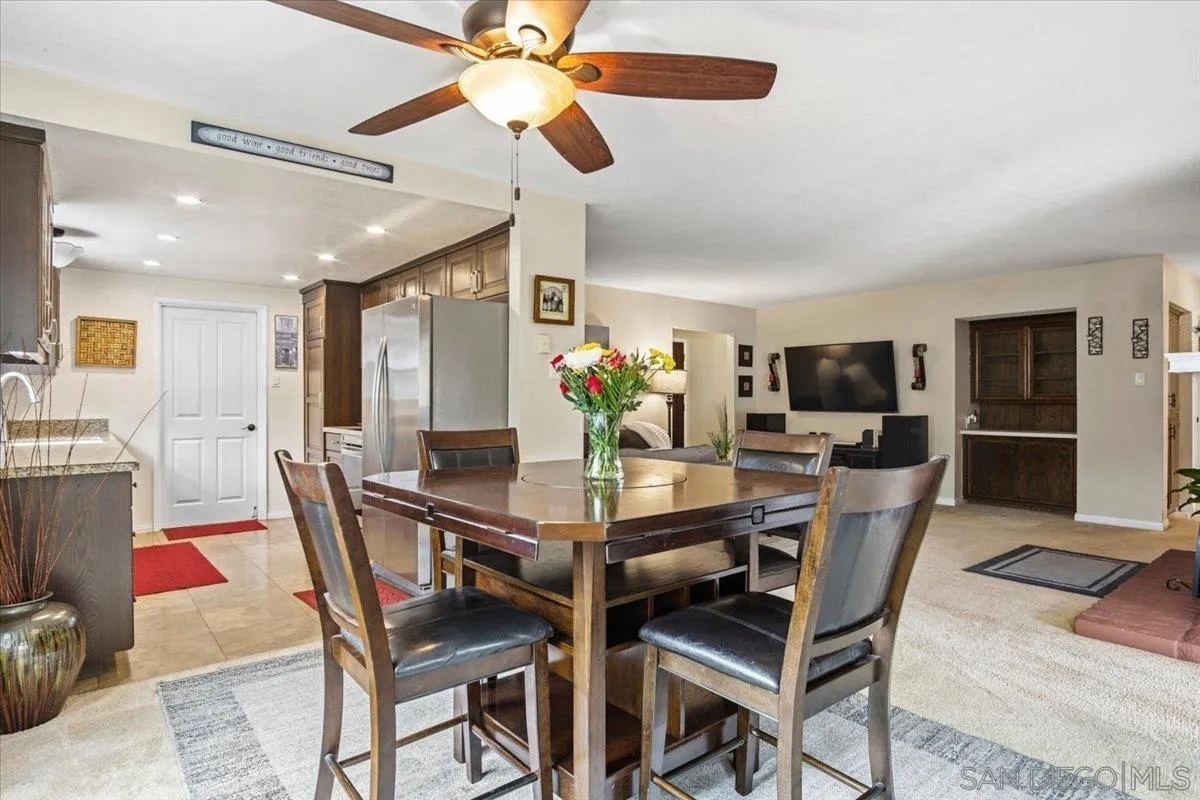 https://cdn.realtyfeed.com/cdn/127/260011512/5a6f87355b2641bd6766a0a2cb714e96.webp