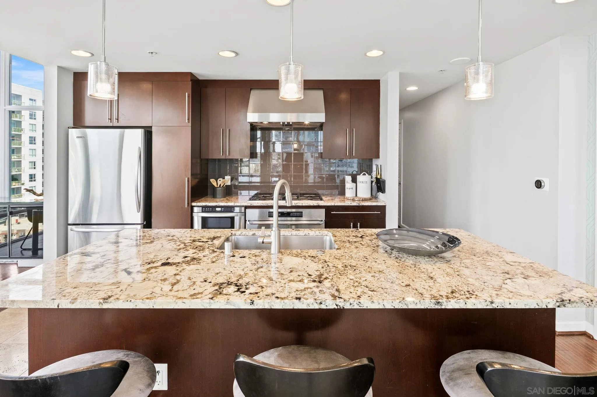 Photo #10: 260011515 Listing: Photo #10