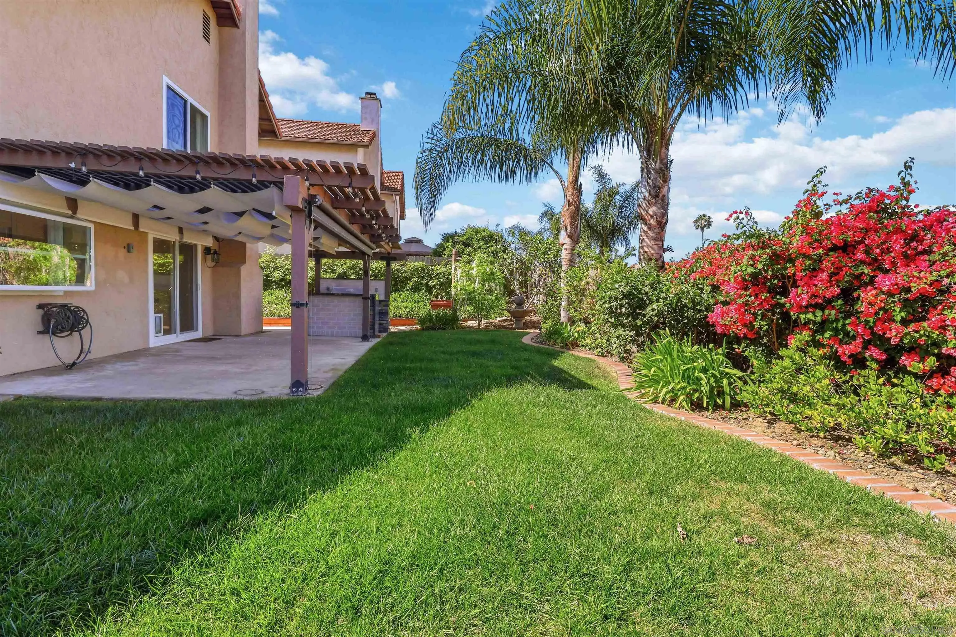 https://cdn.realtyfeed.com/cdn/127/260011516/7fe7fee8e4a7be861b4e12169794d746.webp