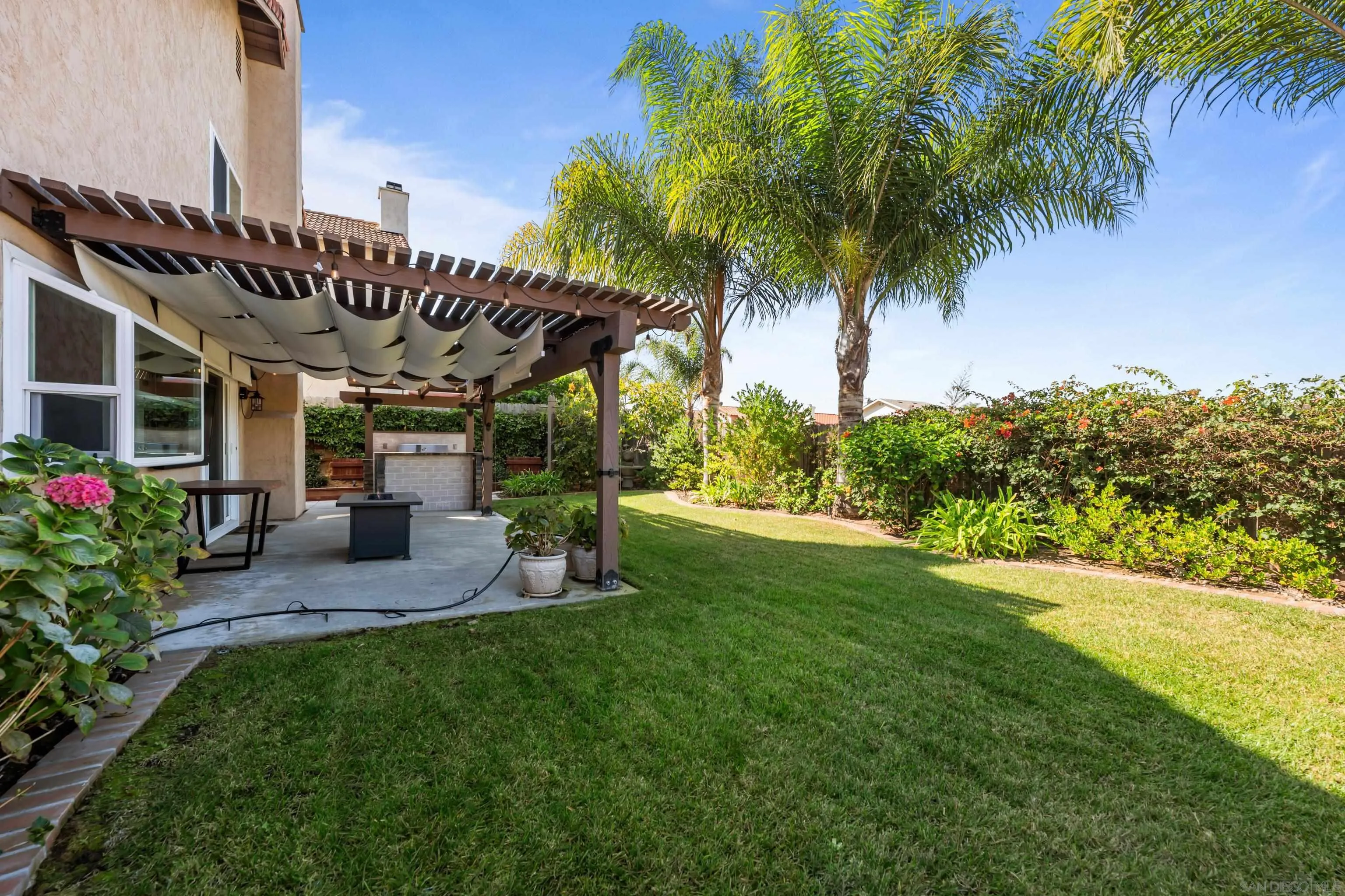 https://cdn.realtyfeed.com/cdn/127/260011516/c1db660fc28dd05f5f070562ea5fe4c2.webp