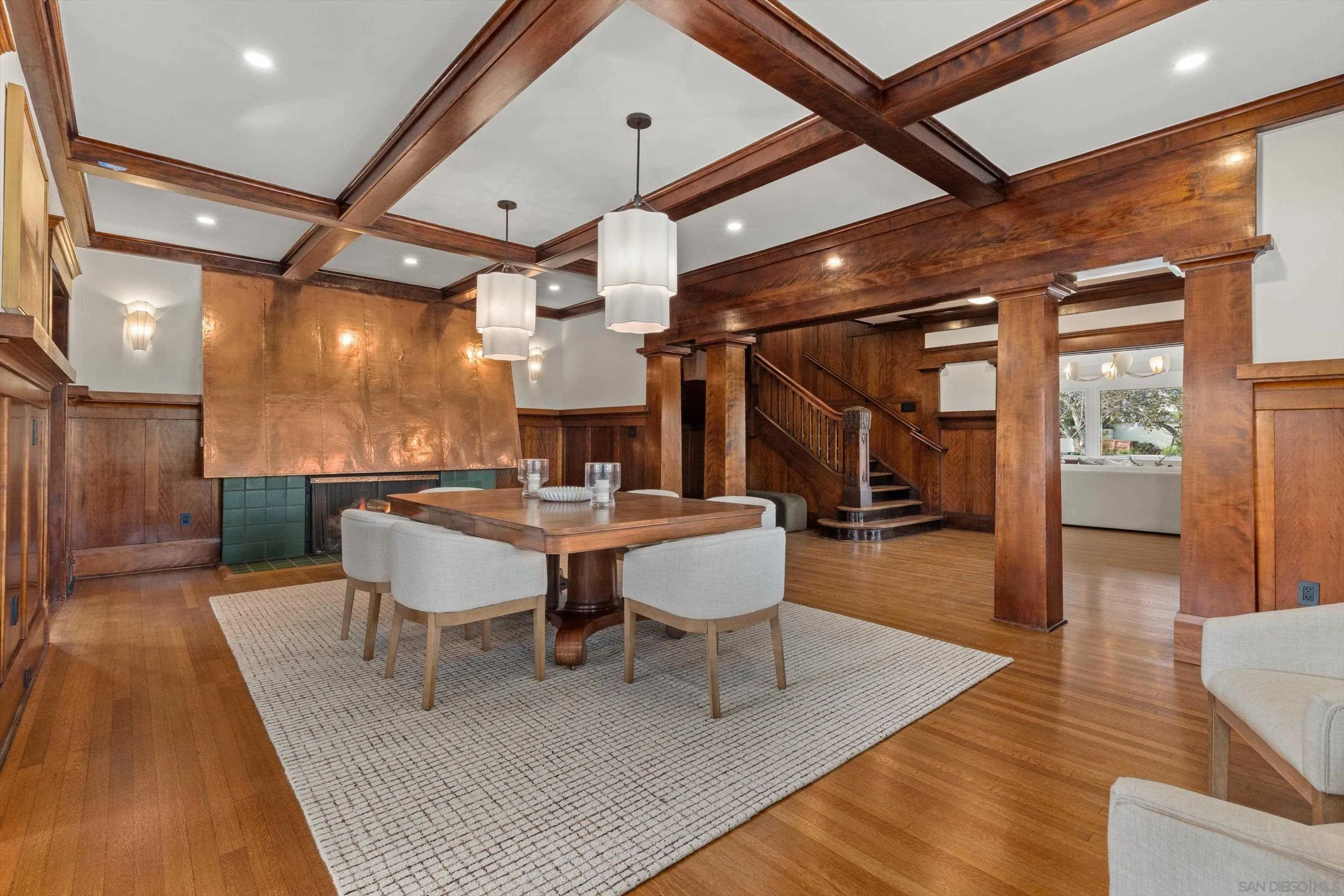 https://cdn.realtyfeed.com/cdn/127/260011519/2b1ef7f144e59c3b818cb43e0835a0eb.webp