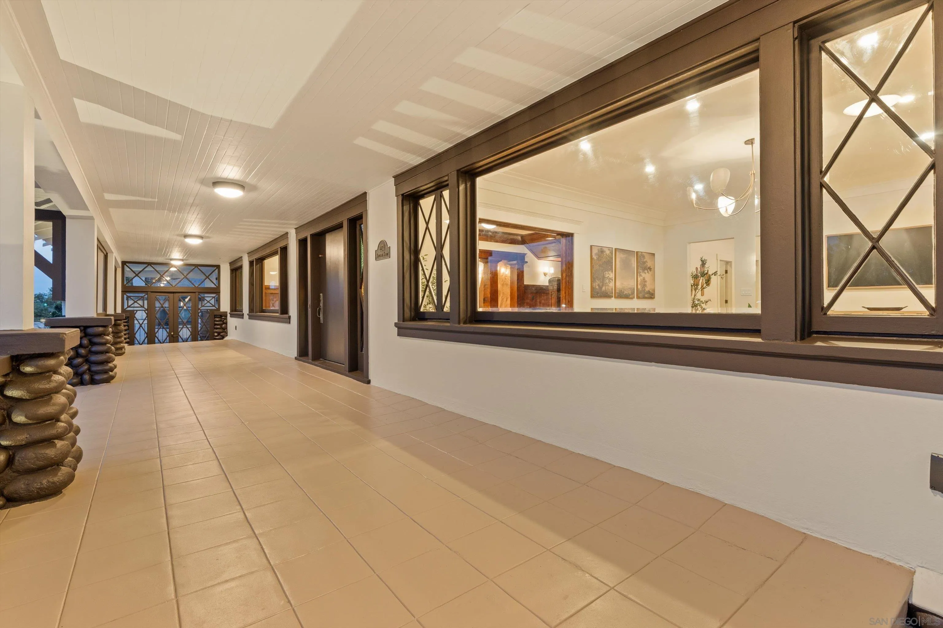 https://cdn.realtyfeed.com/cdn/127/260011519/2ea2bcca5b05ffa6c62a68d40ced4c8c.webp