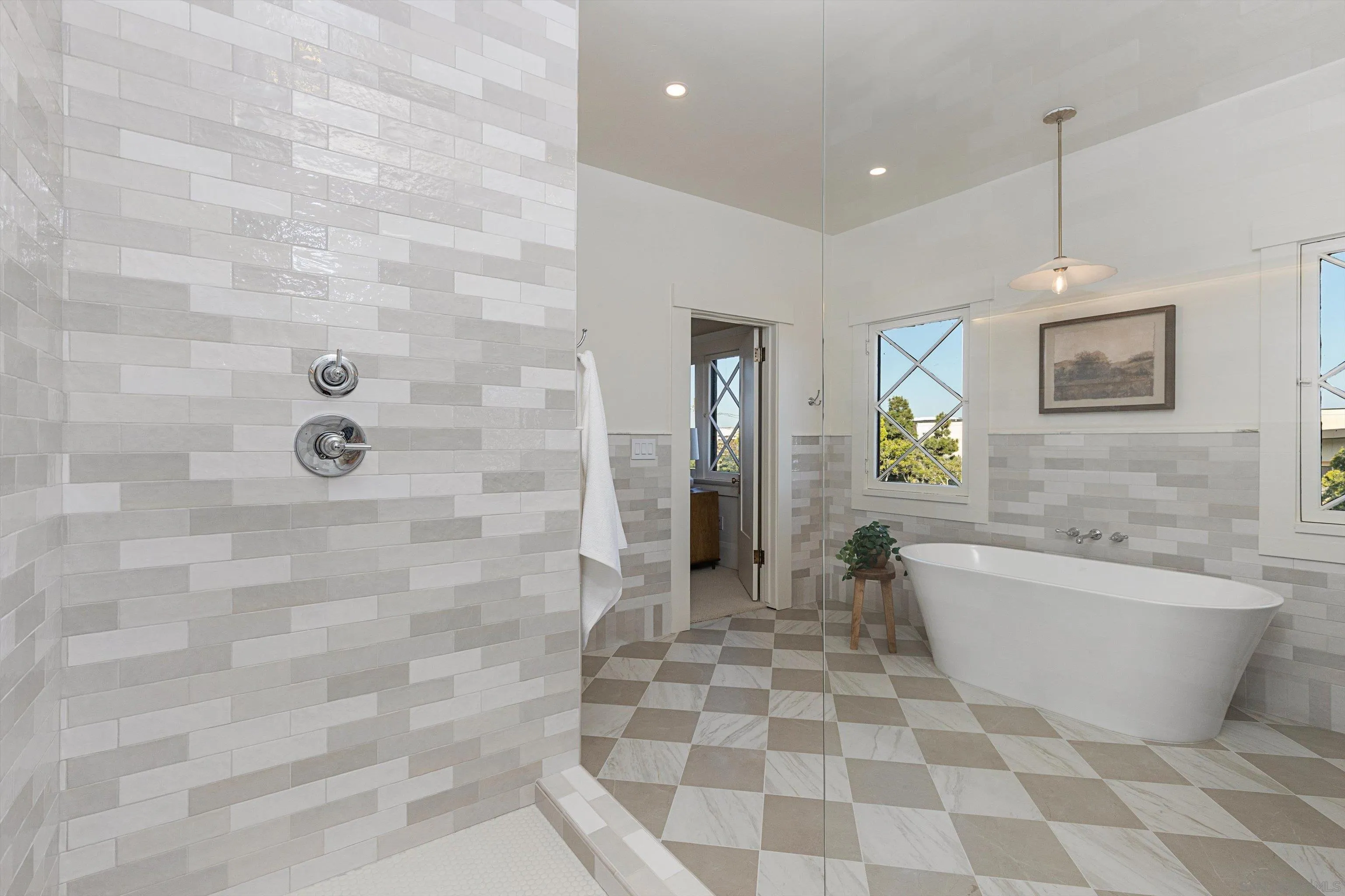 https://cdn.realtyfeed.com/cdn/127/260011519/4a2ffc2edb0ee2df39d2b557f9034684.webp