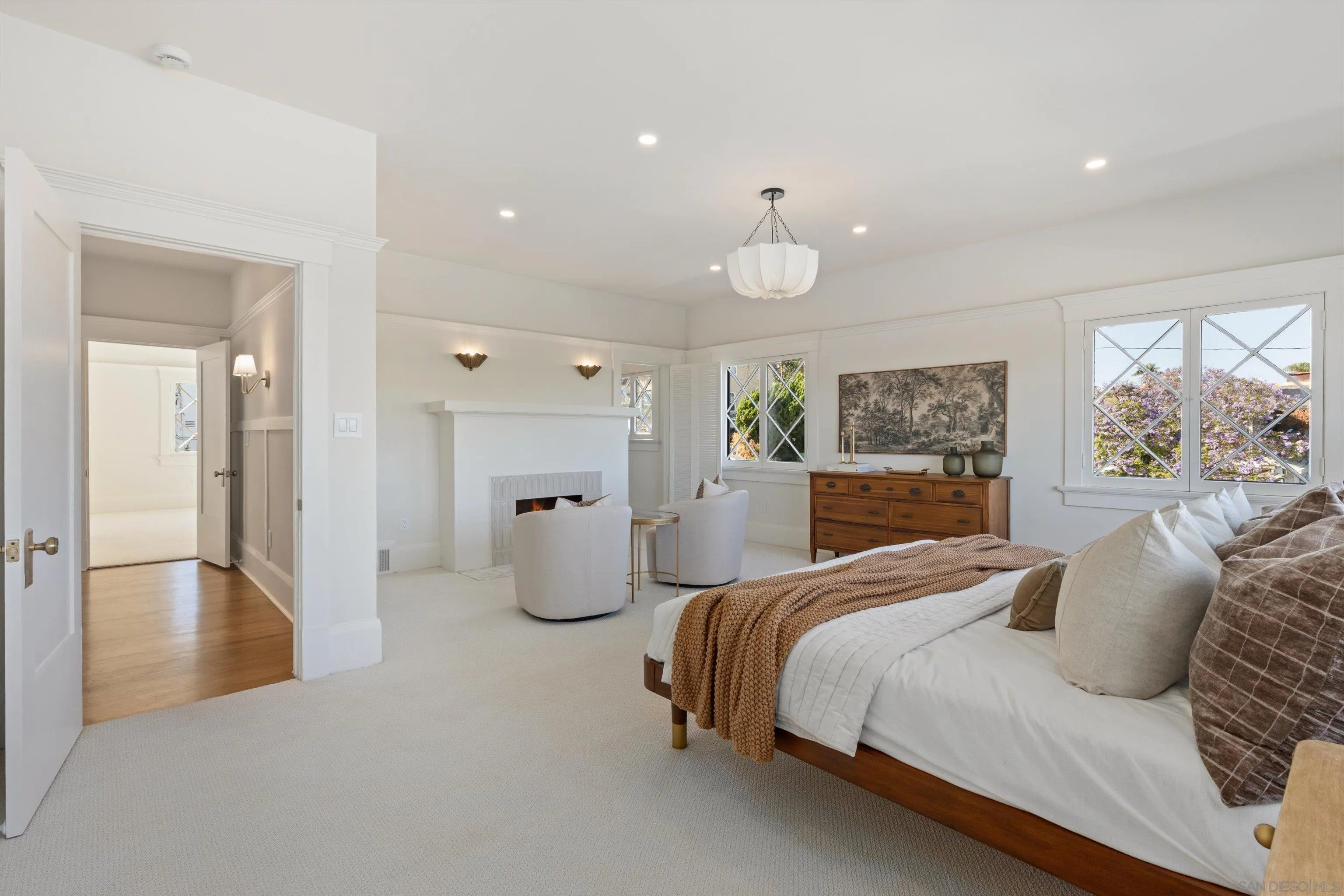https://cdn.realtyfeed.com/cdn/127/260011519/a3ae46303bfaa4755ba2e71fb74faae8.webp