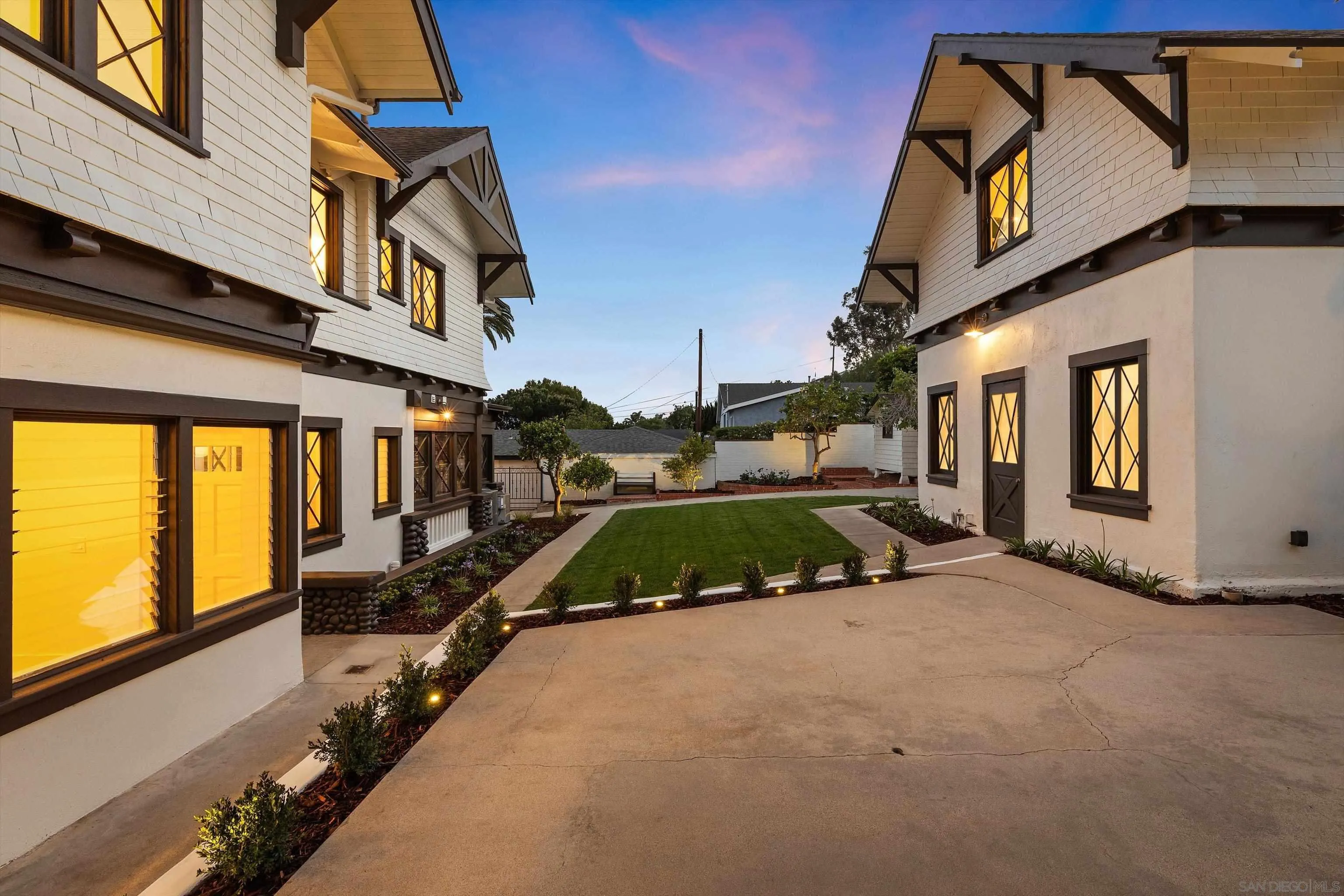 https://cdn.realtyfeed.com/cdn/127/260011519/cf4216551c53c32a93eac23b0b5a02a4.webp