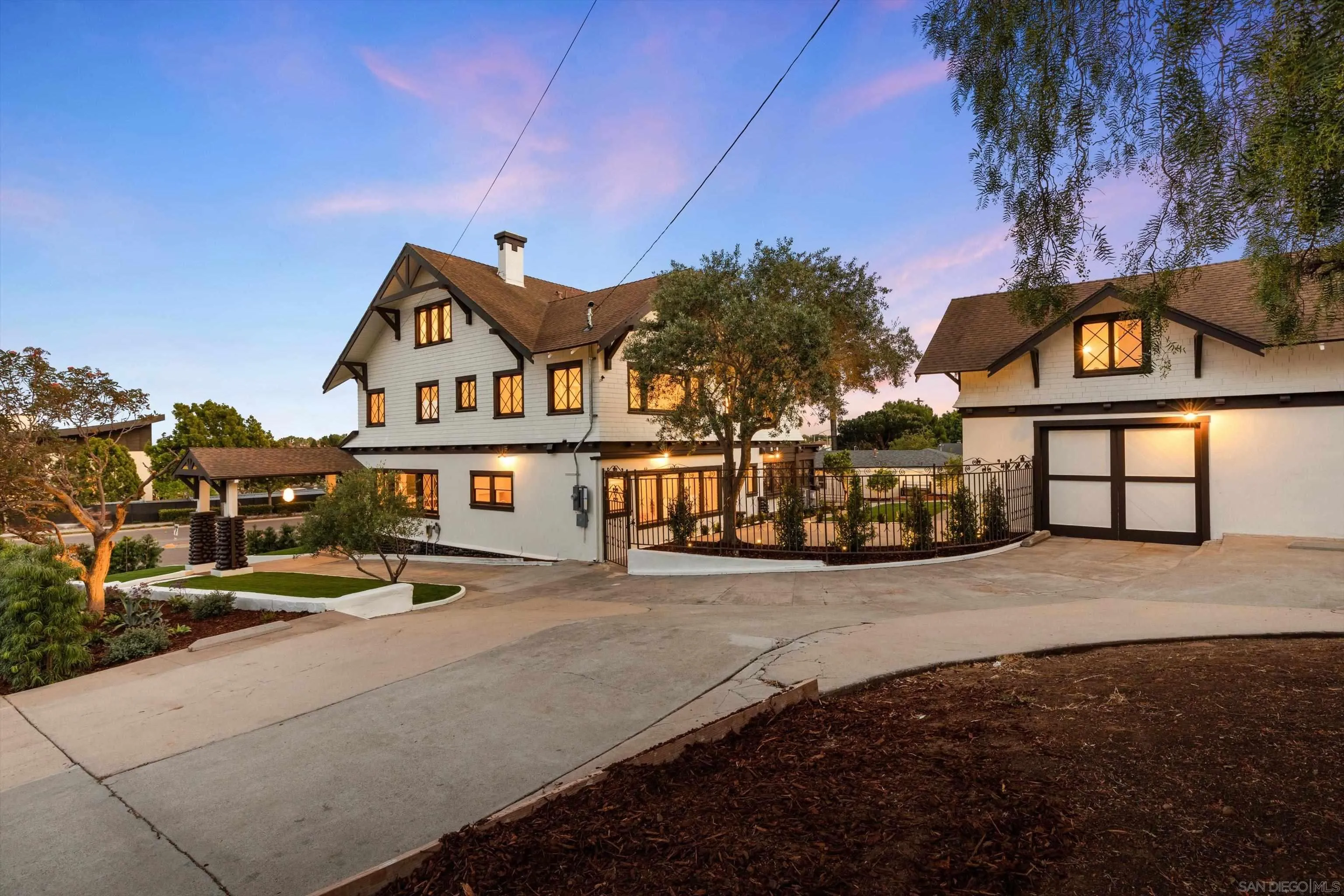 https://cdn.realtyfeed.com/cdn/127/260011519/e308372ec4e53a957fbc834254f792a4.webp