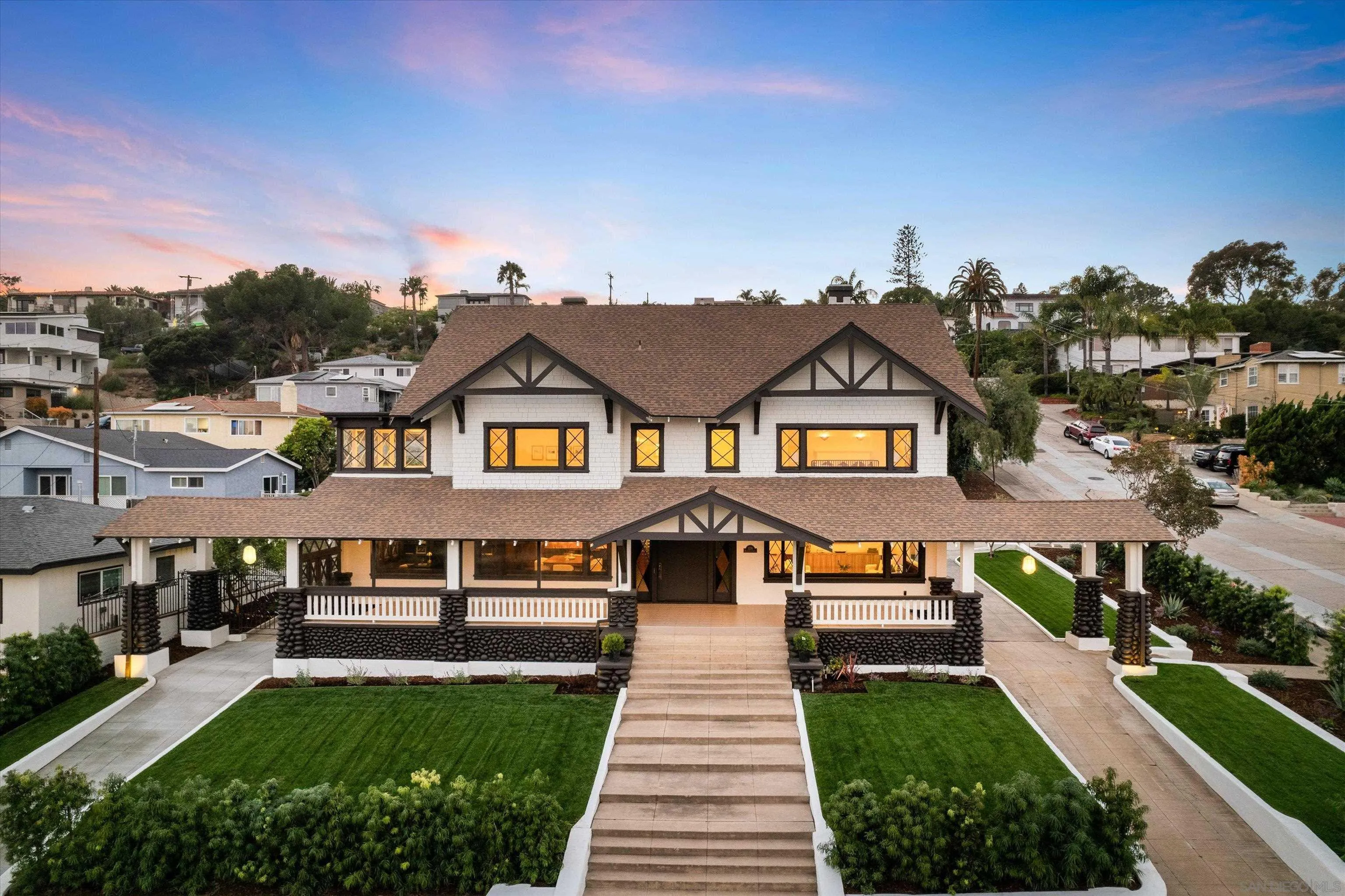 https://cdn.realtyfeed.com/cdn/127/260011519/edb73c3417edd23f486d56682360e06a.webp
