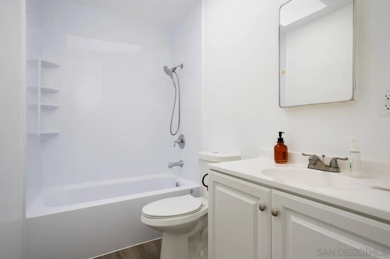 https://cdn.realtyfeed.com/cdn/127/260011525/0d9ea1dbcdedef93e217dcc50c3d0487.webp