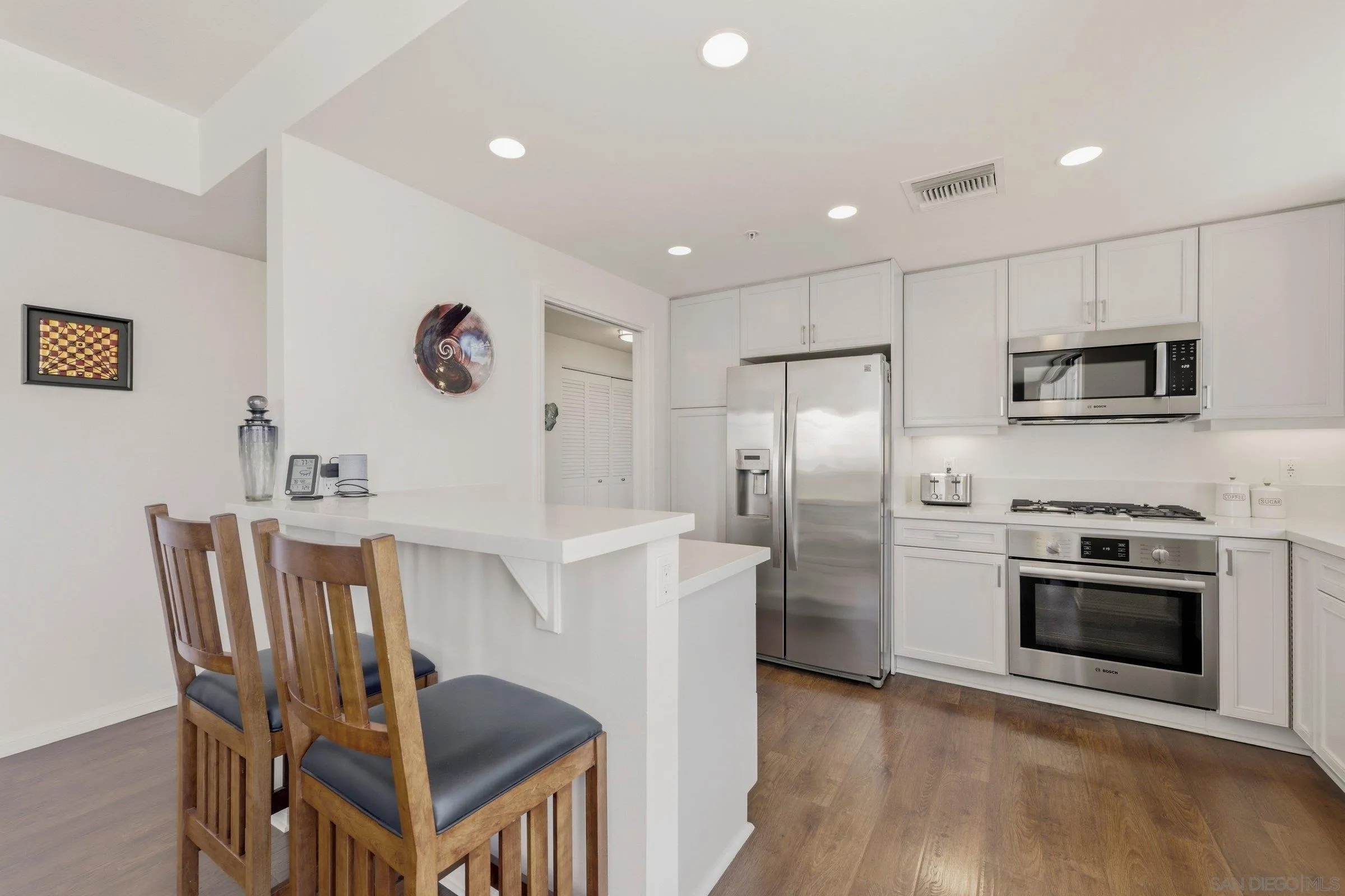 Photo #11: 260011526 Listing: Photo #11