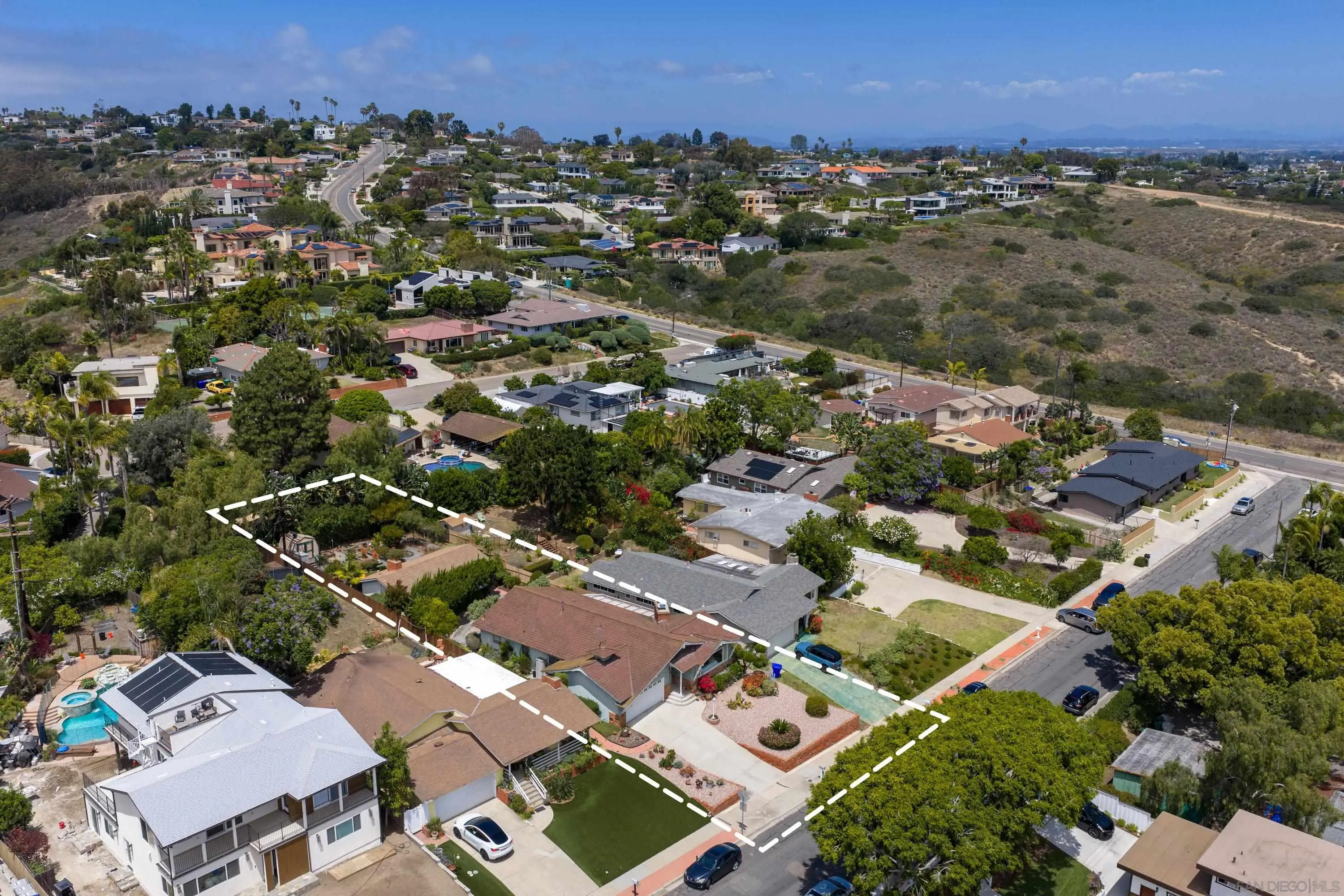 https://cdn.realtyfeed.com/cdn/127/260011527/3eaab3e70239d8bab95ababf39c9a4c6.webp